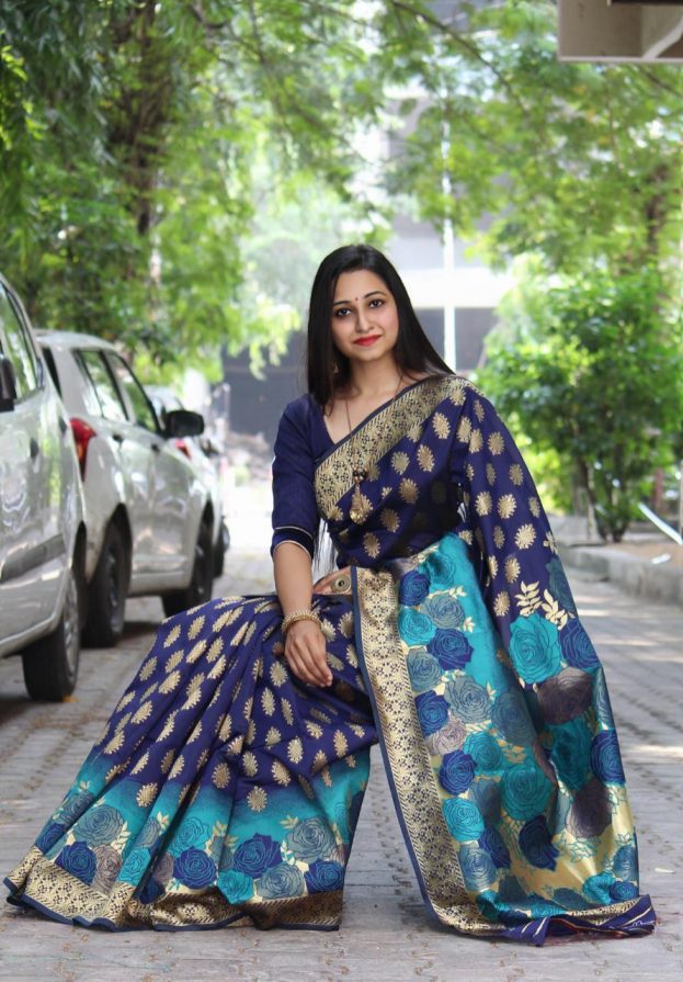Beautiful kanri border and a meenakari work with Rich pallu soft silk sarees - Image 4