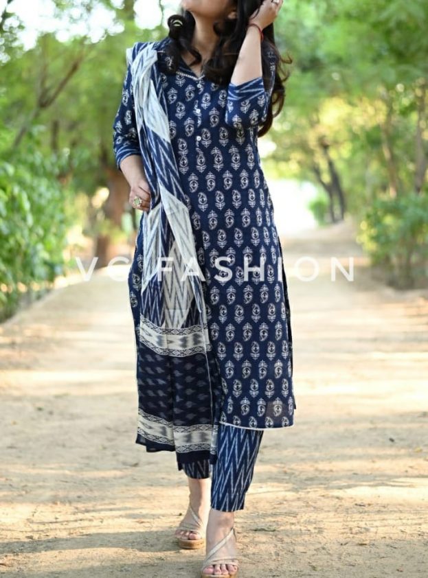 Latest Beautiful cotton printed kurti,pant & dupatta set - Image 3